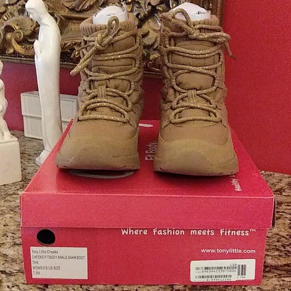 0415 Cheeks Fit Body Ankle Sneaker Boots - Picture 2 of 8